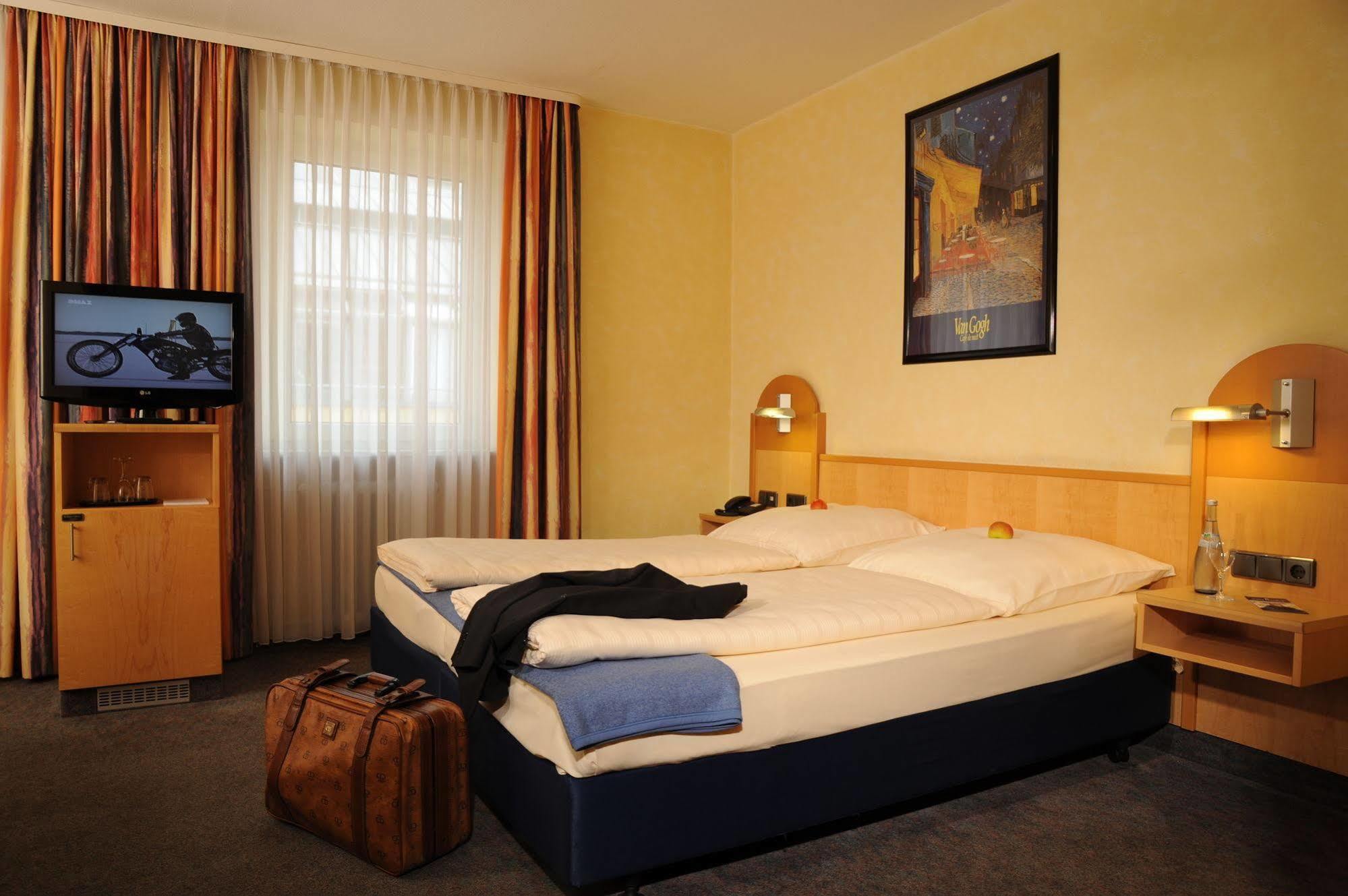Partner Strauss Hotel