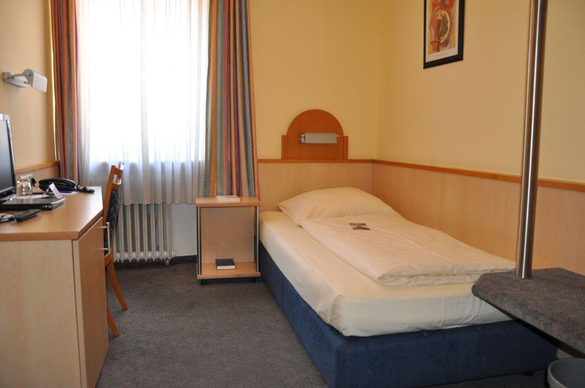 Hotel Partner Strauss 3*